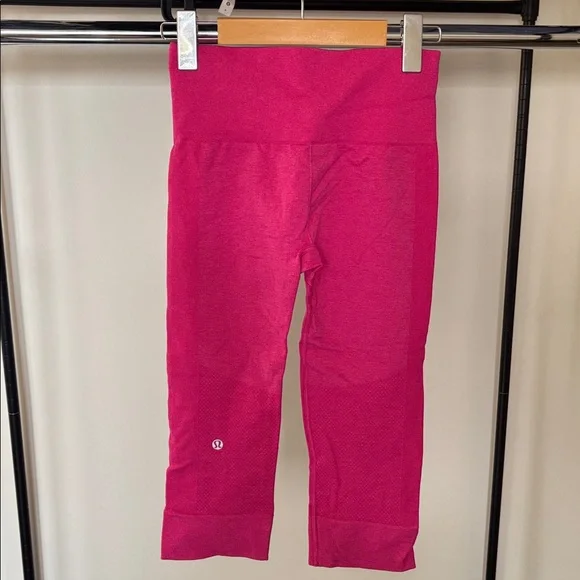 Lululemon In The Flow Crop II Heathered Jewelled Magenta - Picture 4 of 5